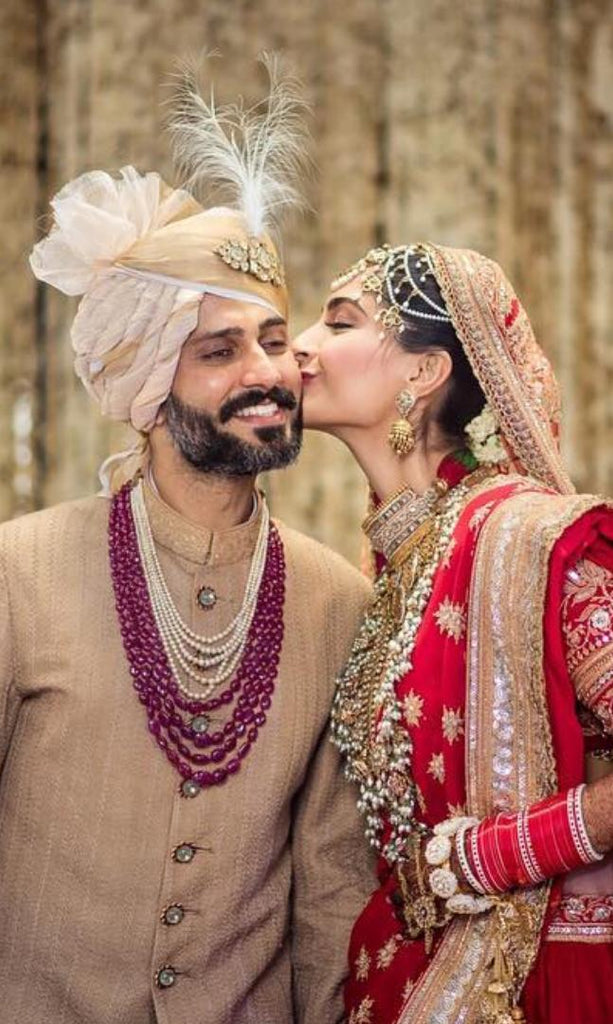 Sonam Kapoor and Anand Ahuja Get Married!