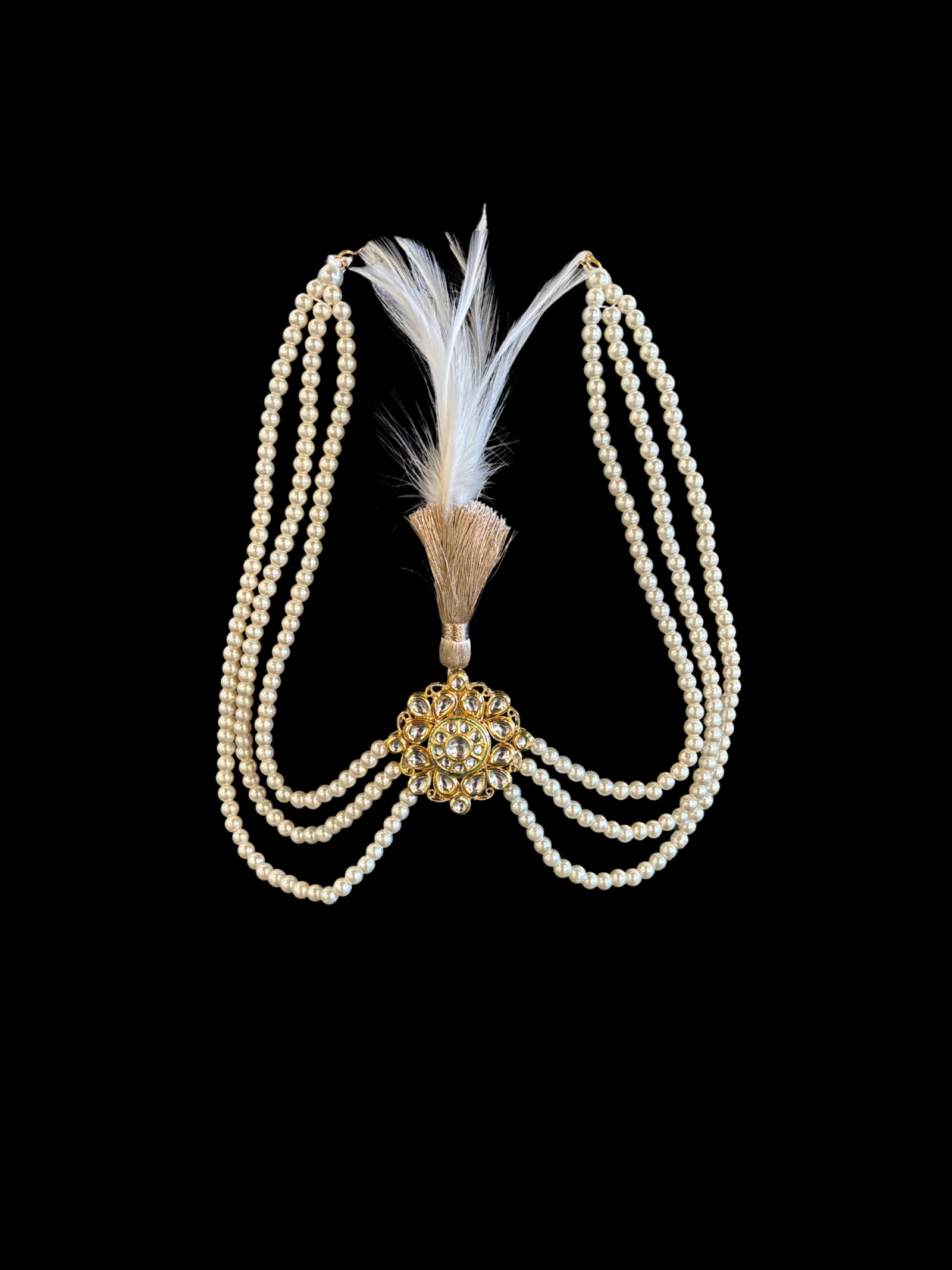 White Pearl and Gold Brooch Kalgi