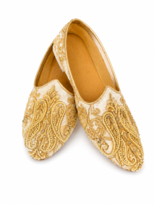Ivory Brocade Paisley Pearl Embroidered Jutti