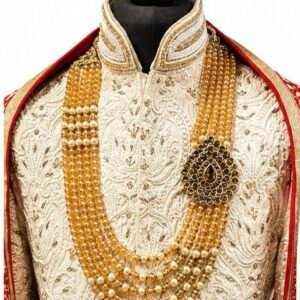 gold single pendat